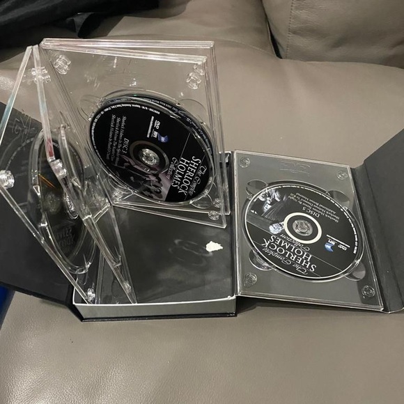 Basil Rathbone In The Complete Sherlock Holmes Collection - Picture 2 of 4